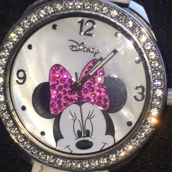 Disney Minnie Mouse with a Pink Sparkly Bow Watch Disney By MZB Minnie Mouse Watch Pink Band With Hearts  main image 3